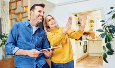 How can insisting on a written scope of work avoid confusion during renovation changes