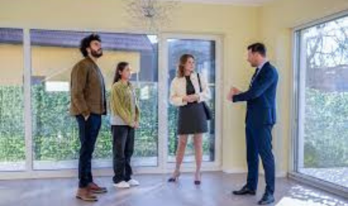 What can you learn from observing how parcels and deliveries are handled in the lobby